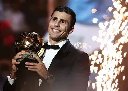 九游娱乐-退役的传奇球员